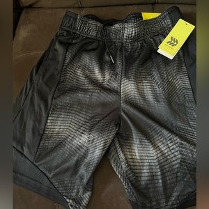 All in Motion Men’s small basketball shorts